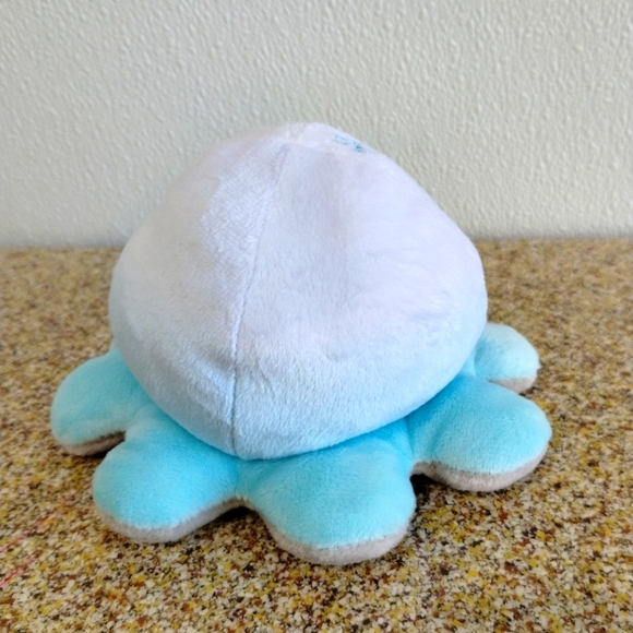 ∆TeeTurtle Reversible Plushies Black Gray Octopus Plushie Snowflake Cloud Fidget - Picture 10 of 17